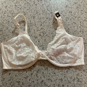 Victoria Secret lace floral mesh bra NBW NWT